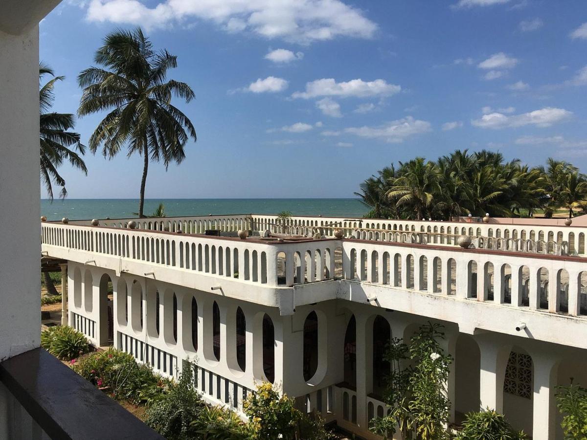 Hotel Silver Sands Negombo Exterior foto